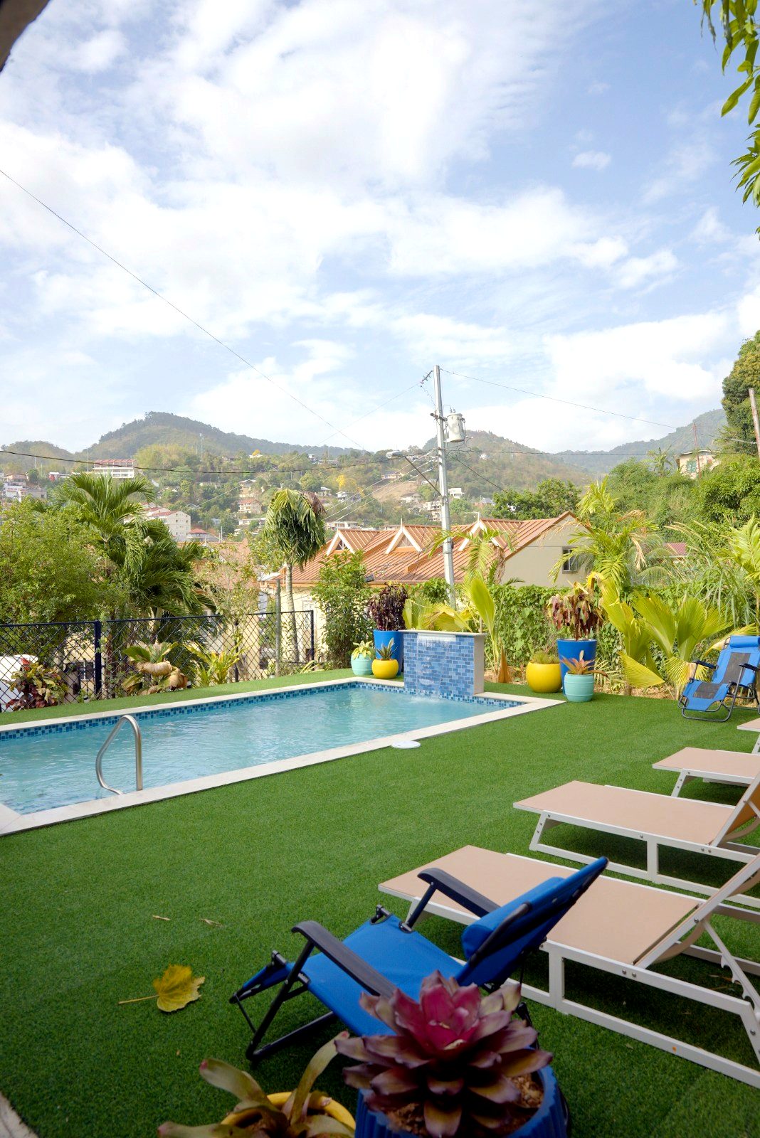 Aqua-therapy pool overlooking the hills at Cascade